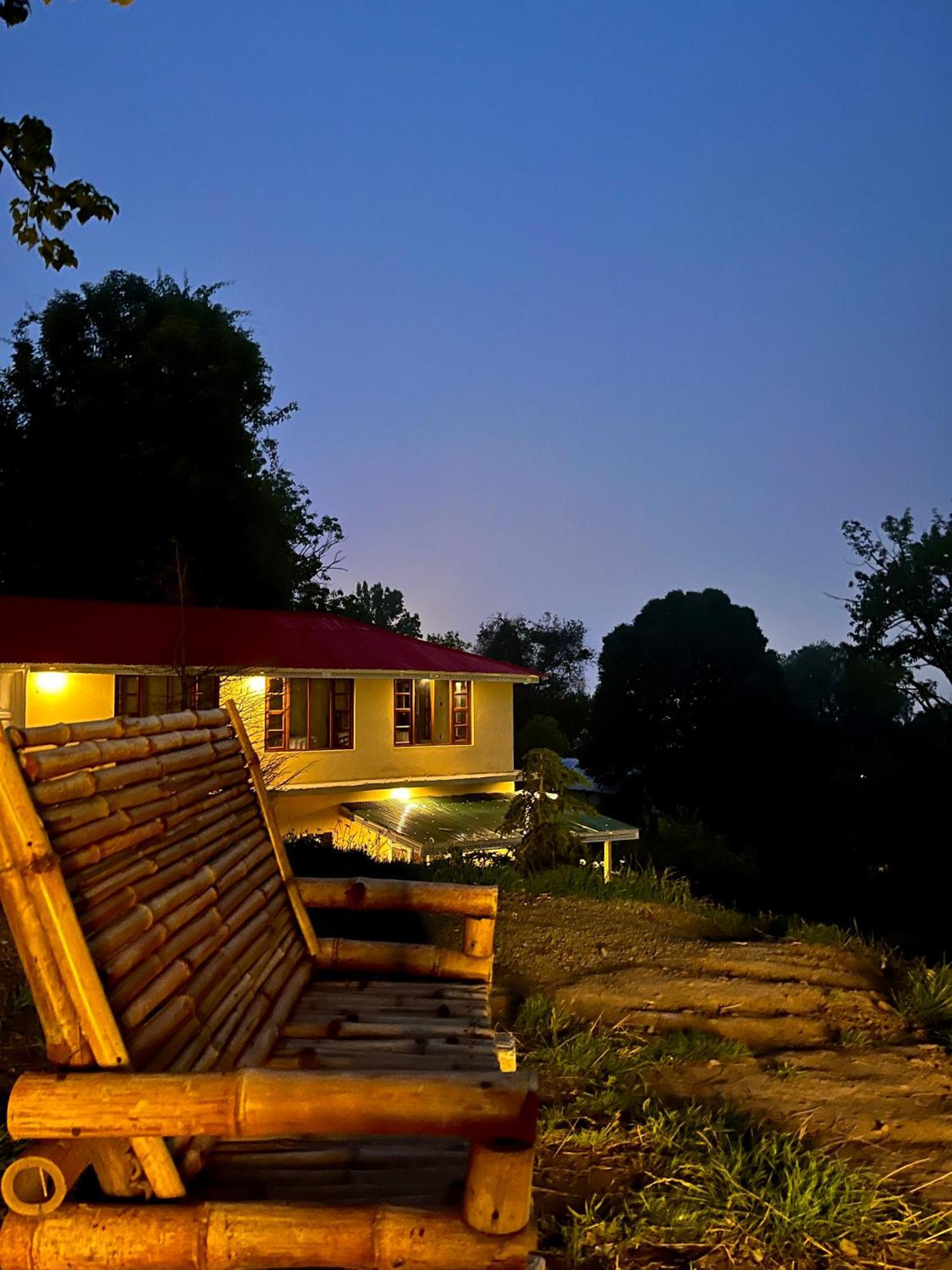 Misty Peaks Resort Murree Kültér fotó
